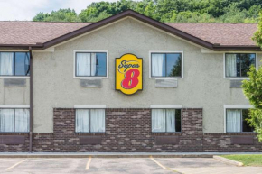 Super 8 by Wyndham Delmont, Delmont
